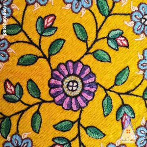 رومیزی پته دوزی کرمان با دوخت تمیز و نخ گیاهی